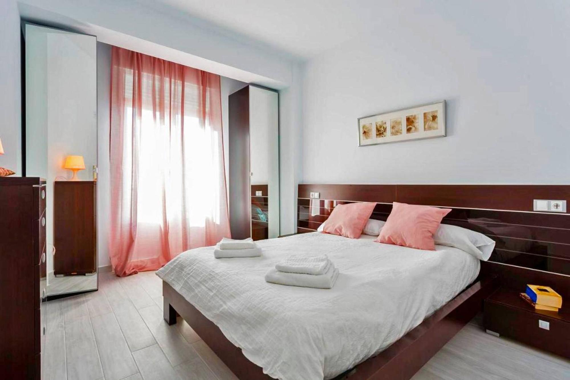 Apartment La Torre De La Catedral - Ole Solutions *